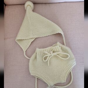 Baby rylee + Cru fall winter cream knit hat bloomers set 6-12 gender neutral